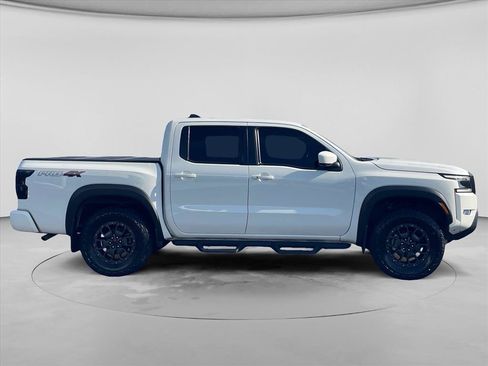 Used 2022 Nissan Frontier PRO-4X w/ Pro-4X Premium Package AWD/4WD image 8