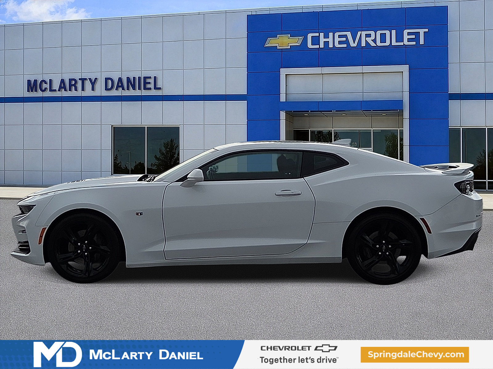 Certified 2022 Chevrolet Camaro SS RWD image 3