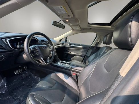 Used 2017 Ford Fusion Energi Titanium FWD image 13