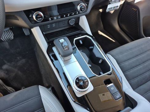 New 2026 Mitsubishi Outlander SE FWD image 55