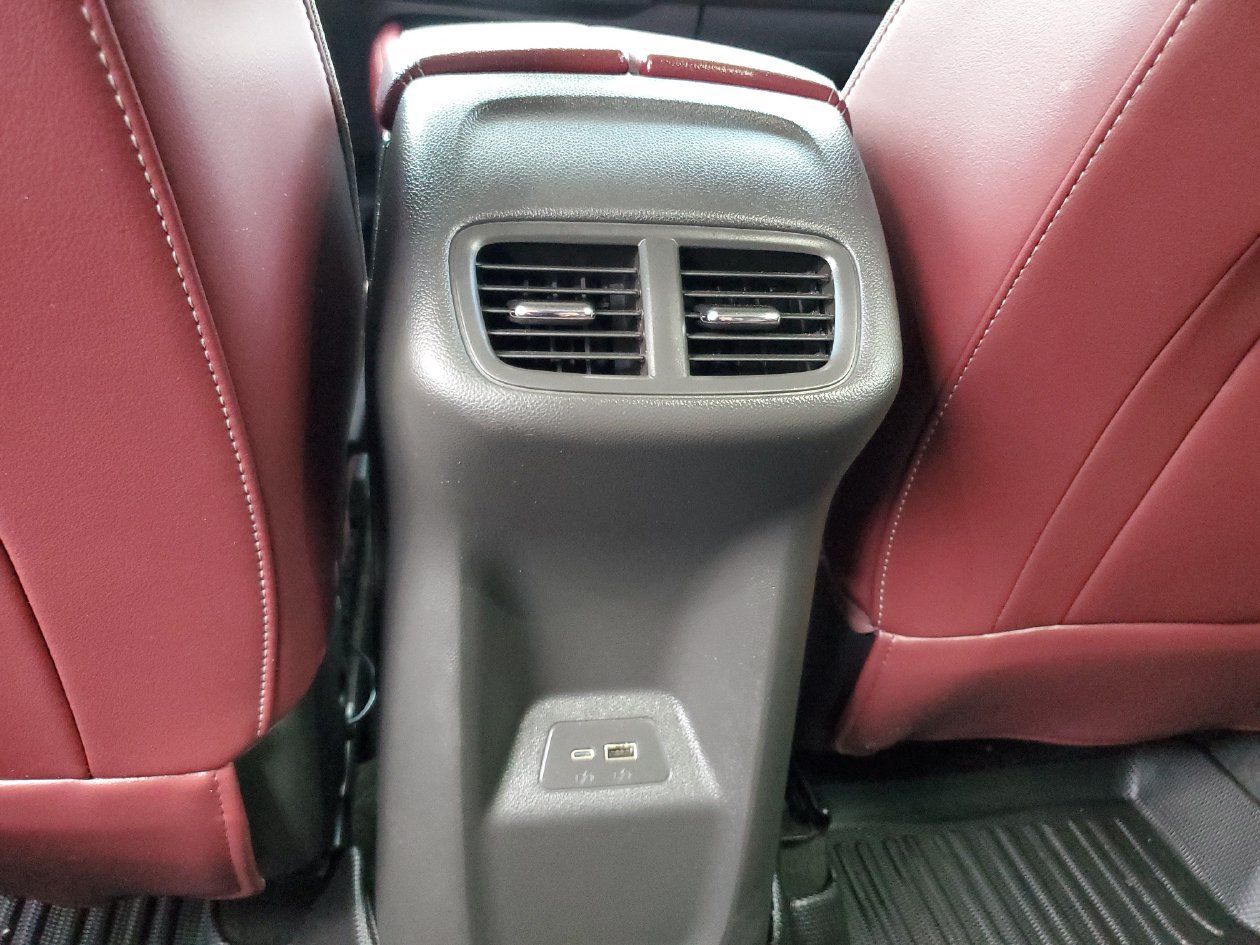 Used 2025 Buick Envision Sport Touring AWD/4WD image 15