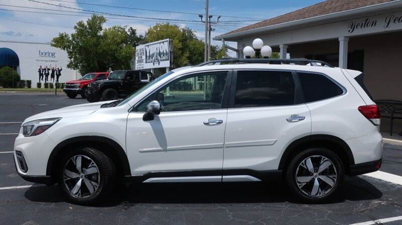 Used 2019 Subaru Forester Touring AWD/4WD image 9