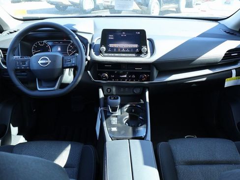 New 2026 Nissan Rogue SV w/ Cold Weather Package image 6