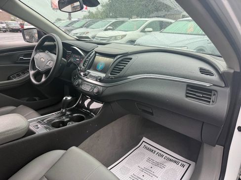 Used 2018 Chevrolet Impala LS image 28