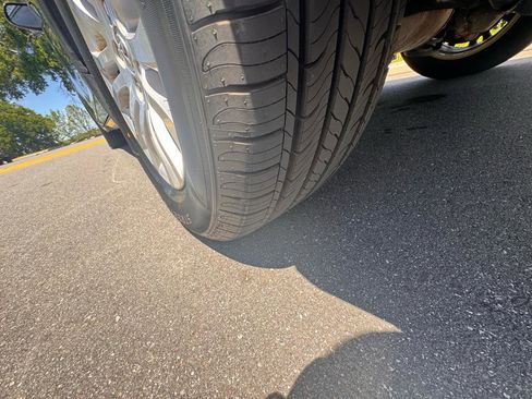 Used 2014 Toyota Sienna XLE image 15