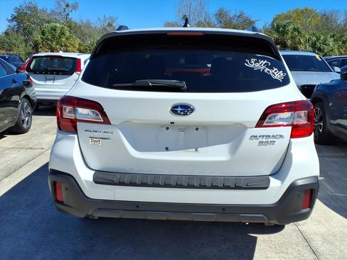 Used 2019 Subaru Outback 3.6R Touring image 5