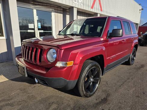 Used 2015 Jeep Patriot Latitude image 4