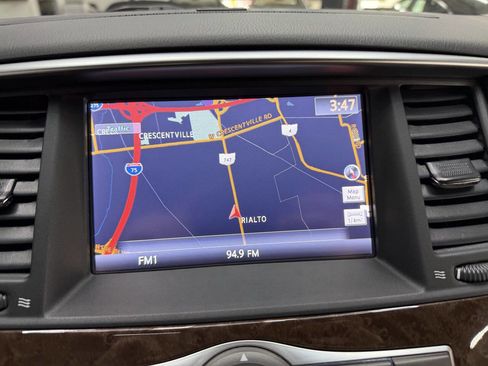 Used 2016 INFINITI QX80 Limited w/ All Season Package image 29