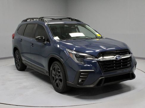 Used 2024 Subaru Ascent Onyx Edition AWD/4WD image 1