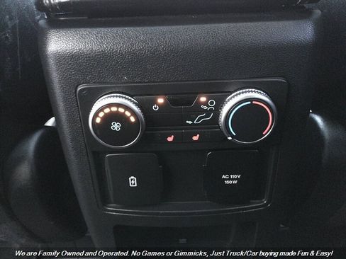 Used 2020 Ford Explorer Limited image 37