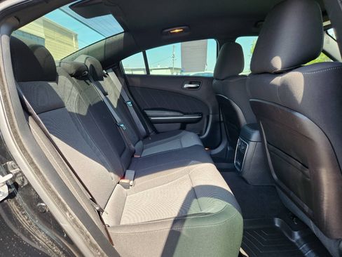 Used 2019 Dodge Charger SXT AWD/4WD image 14