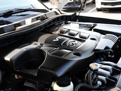Used 2024 INFINITI QX80 Sensory AWD/4WD image 27