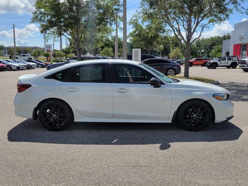Used 2025 Honda Civic Sport image 4