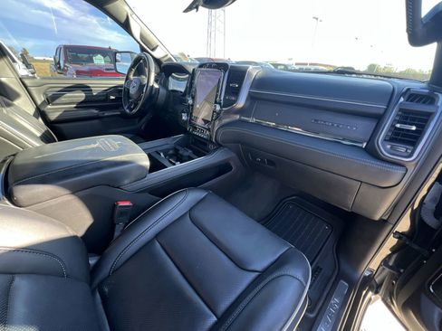 Used 2022 RAM 1500 Limited image 29