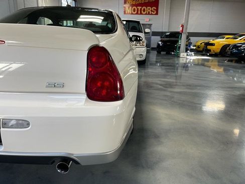 Used 2006 Chevrolet Monte Carlo SS w/ Convenience Package image 12