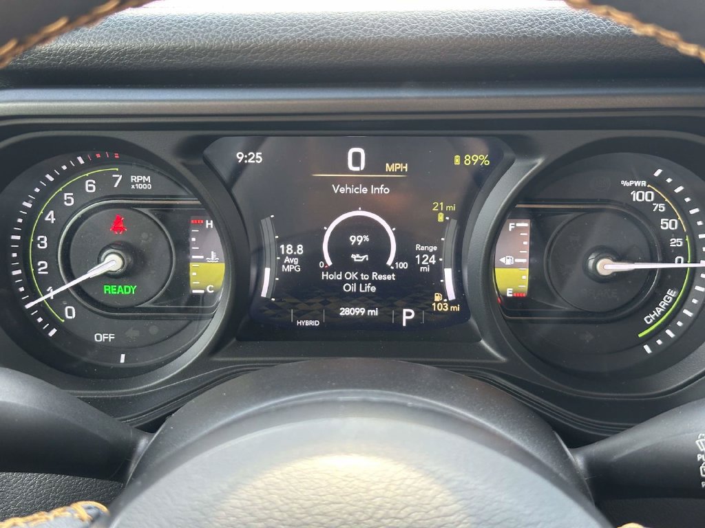 Used 2024 Jeep Wrangler Unlimited AWD/4WD image 24