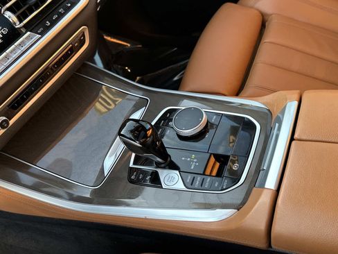 Used 2022 BMW X5 xDrive40i w/ Premium Package image 21