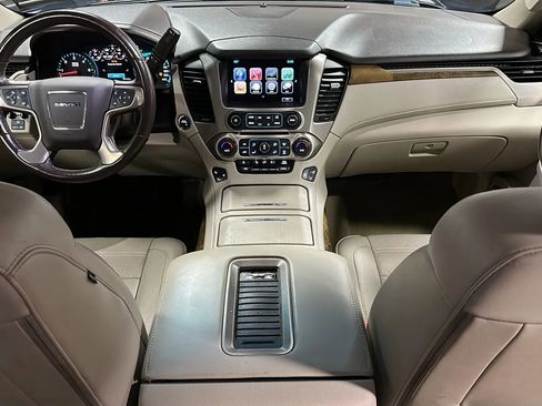 Used 2017 GMC Yukon XL Denali w/ Open Road Package image 25