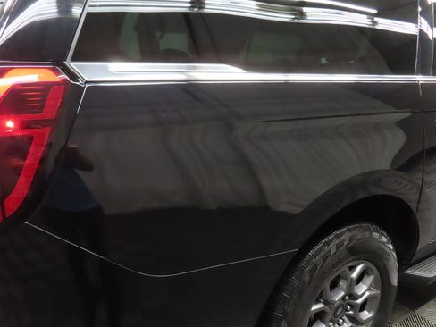 Used 2025 Ford Expedition Max Active image 40