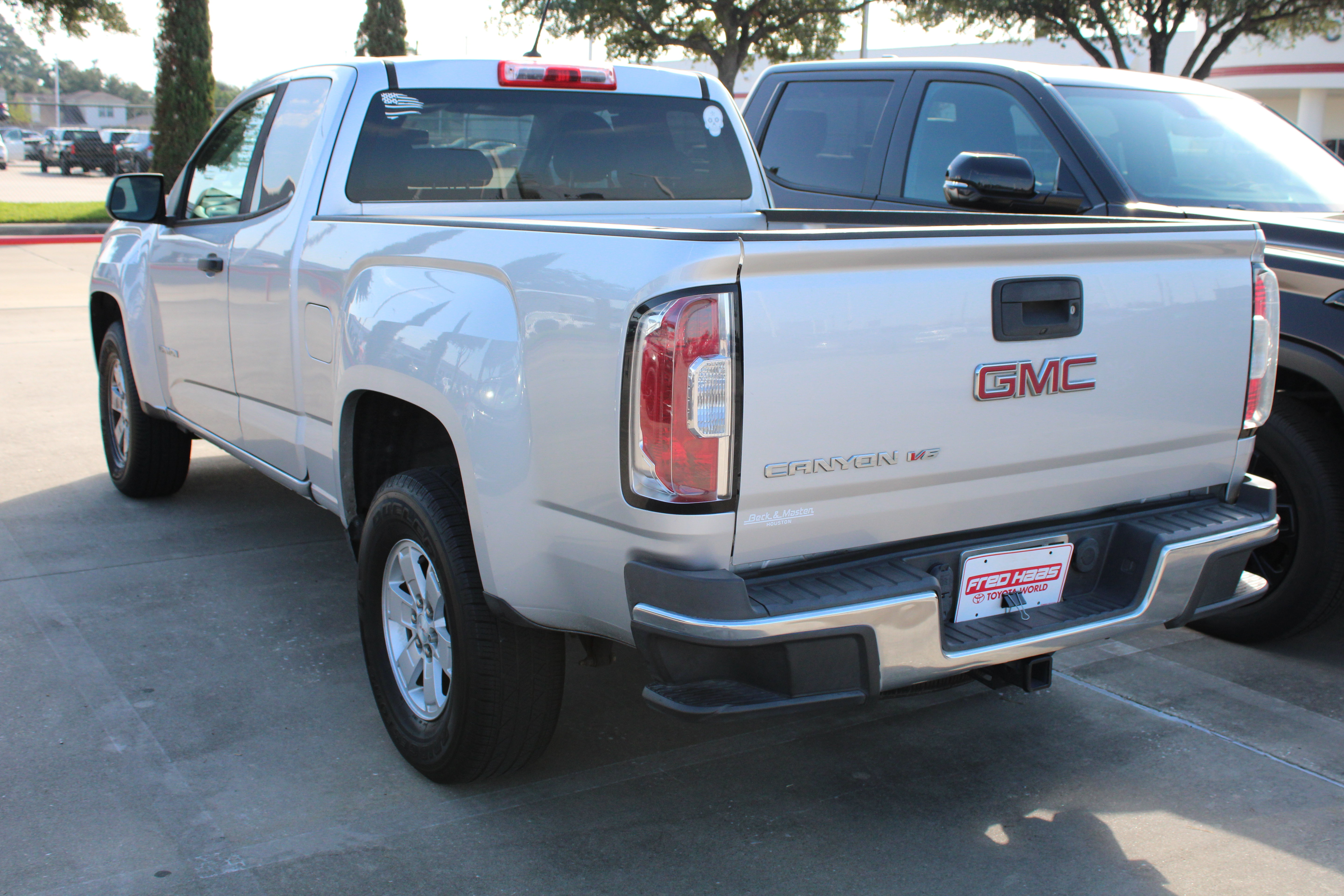 Used 2020 GMC Canyon W/T w/ Convenience Package RWD image 6