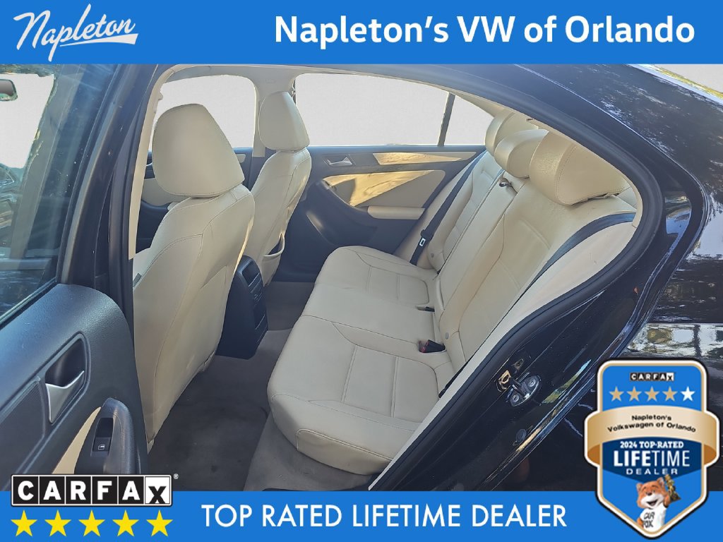 Used 2012 Volkswagen Jetta SE FWD image 25