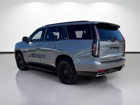 Used 2022 Cadillac Escalade Premium Luxury image 5