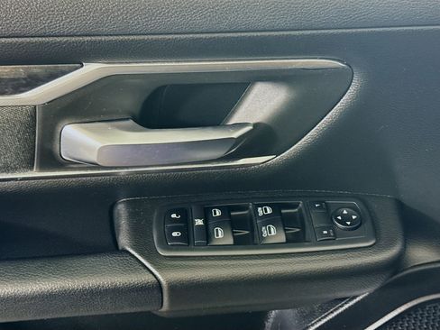 Used 2019 RAM 1500 Big Horn image 24