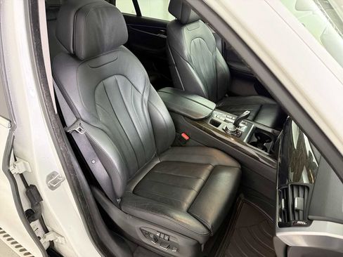 Used 2016 BMW X5 xDrive40e image 26