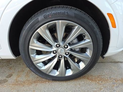 Used 2025 Buick Envista Avenir image 68