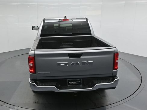 Used 2025 RAM 1500 Big Horn RWD image 39