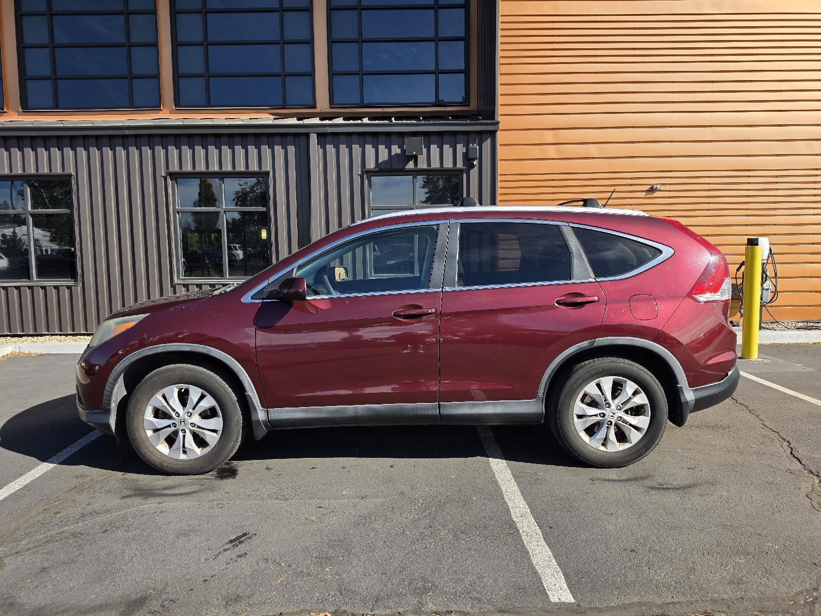 Used 2013 Honda CR-V EX image 2