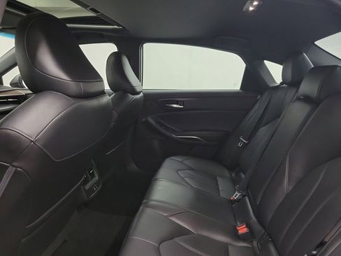 Used 2022 Toyota Avalon XLE image 15