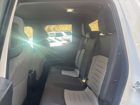 Used 2025 Toyota Tacoma TRD Off-Road image 24