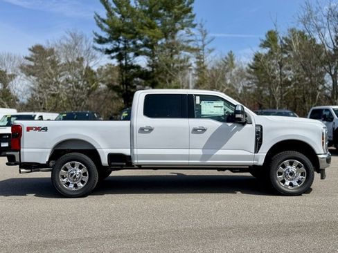 New 2025 Ford F350 Lariat w/ Lariat Ultimate Package image 3