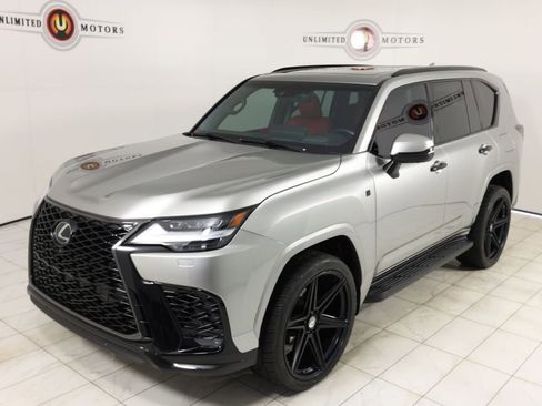 Used 2023 Lexus LX 600 F Sport w/ Accessory Package (Z1) AWD/4WD image 35