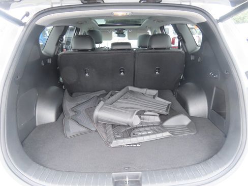 Used 2023 Hyundai Santa Fe Limited FWD image 12