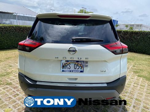 Used 2021 Nissan Rogue SV FWD image 24
