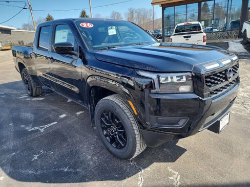New 2026 Nissan Frontier SV w/ SV Convenience Package image 2
