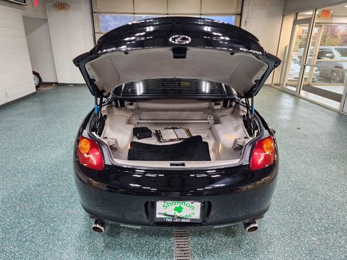 Used 2003 Lexus SC 430 2dr Convertible image 24