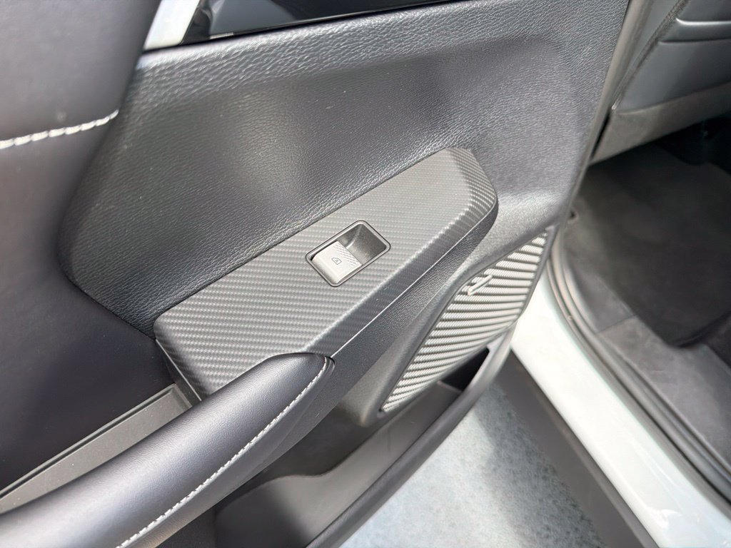 Used 2025 Mitsubishi Outlander SE AWD/4WD image 35
