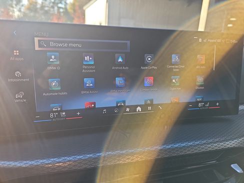 New 2025 BMW 330i xDrive Sedan w/ Premium Package image 23