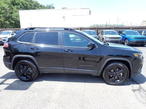 Certified 2023 Jeep Cherokee Altitude Lux AWD/4WD image 8