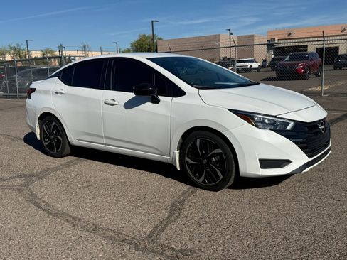 Used 2023 Nissan Versa SR w/ Trunk Package image 3