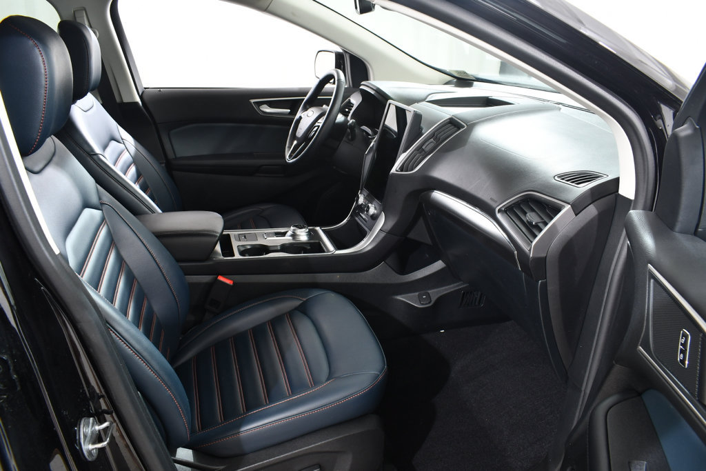 Used 2024 Ford Edge SEL w/ Sport Appearance Package AWD/4WD image 10