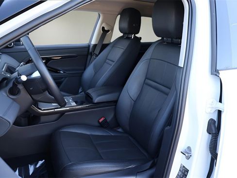 Used 2020 Land Rover Range Rover Evoque S image 11