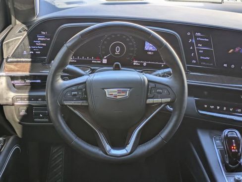 Certified 2023 Cadillac Escalade Premium Luxury Platinum w/ LPO, Radiant Package AWD/4WD image 15
