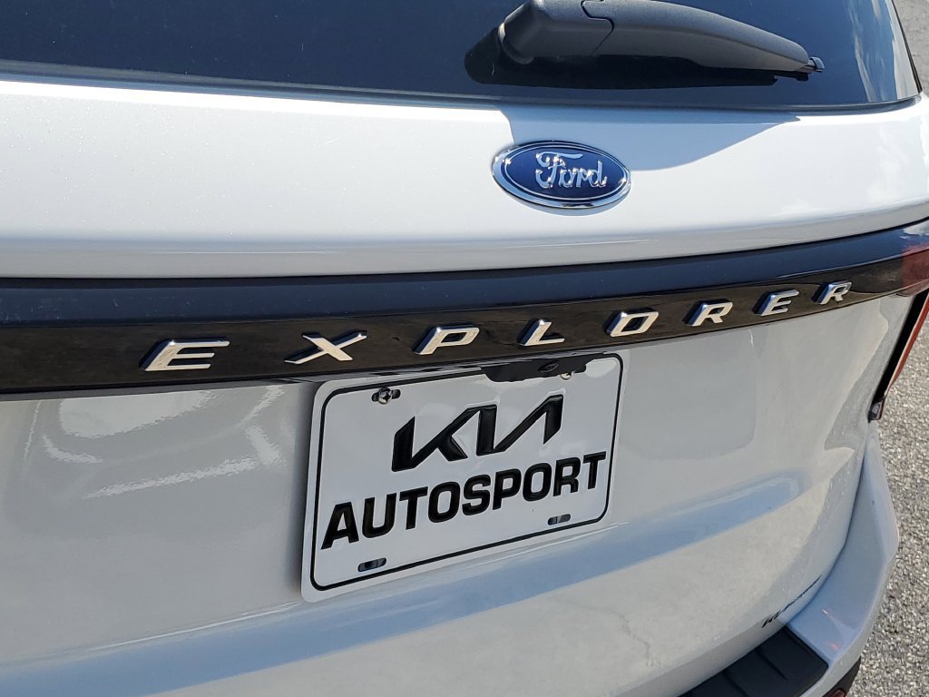 Used 2026 Ford Explorer Active w/ Active Comfort Package RWD image 28