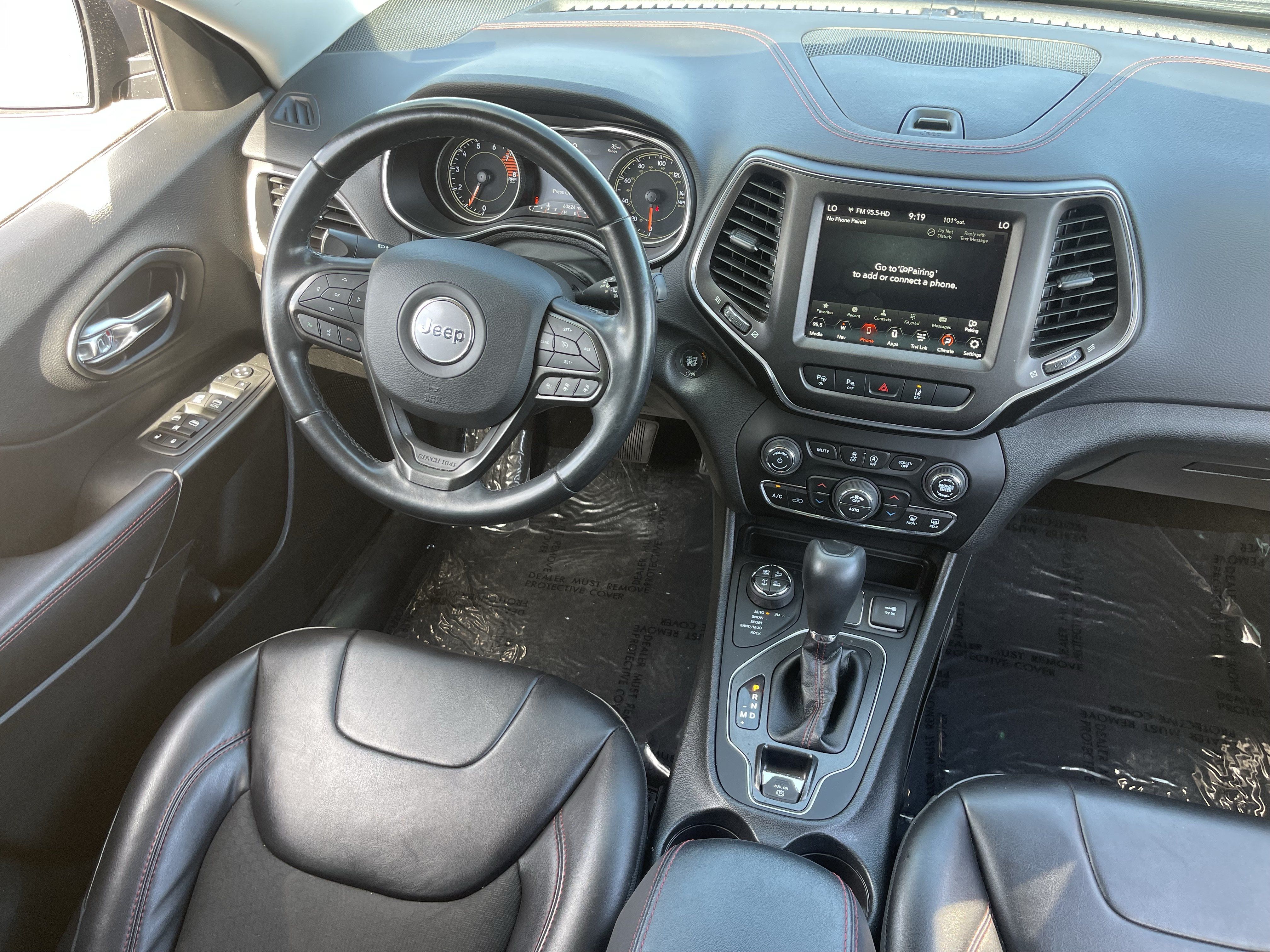 Used 2021 Jeep Cherokee Trailhawk w/ Sun, Sound & Nav Group AWD/4WD image 14