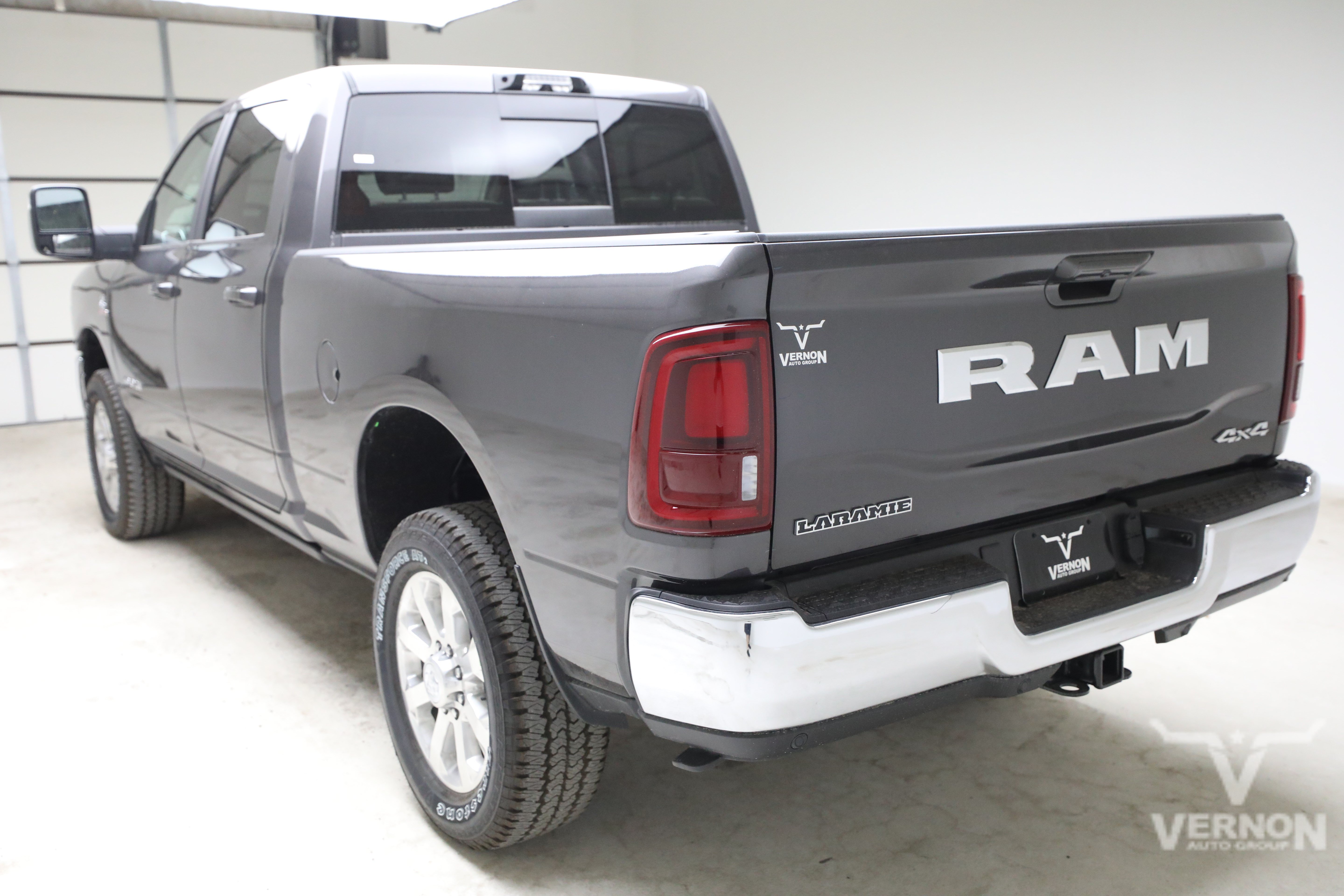 New 2026 RAM 3500 Laramie AWD/4WD image 3