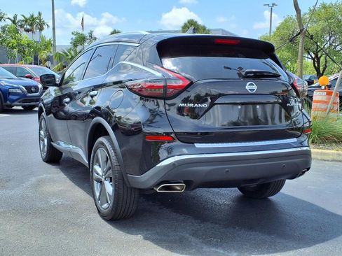 Used 2019 Nissan Murano Platinum image 4